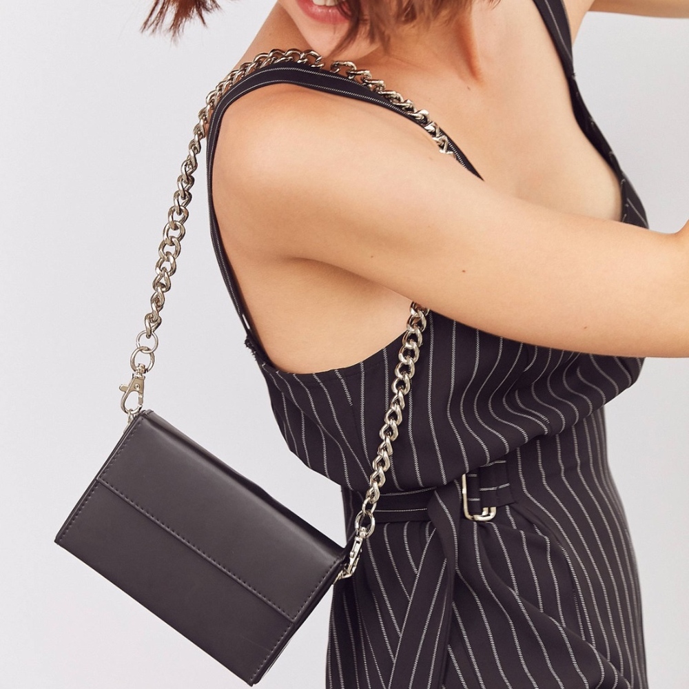 NWT Chain Wallet Shoulder Bag